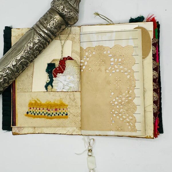 vintage style grungy notebooks Journals Trinketz 5