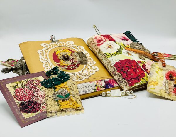 vintage style grungy notebooks Journals Trinketz 3